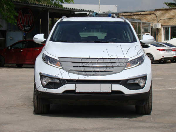 Kia Sportage 3 (10 – 16) Решетка радиатора Bliss