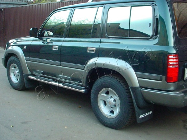 Расширители арок на Toyota Land Cruiser 80 комплект