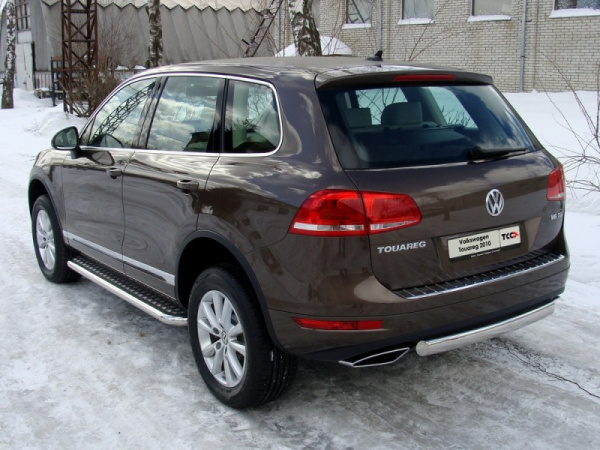Volkswagen Touareg (10–) Защита задняя (центральная) 75х42 мм