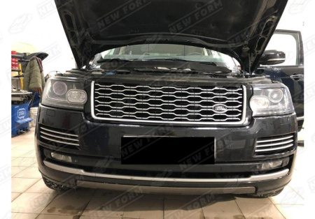 Land Rover Range Rover 4 поколение 2012 - 2017 Решетка радиатора стиль 2018 серебряная