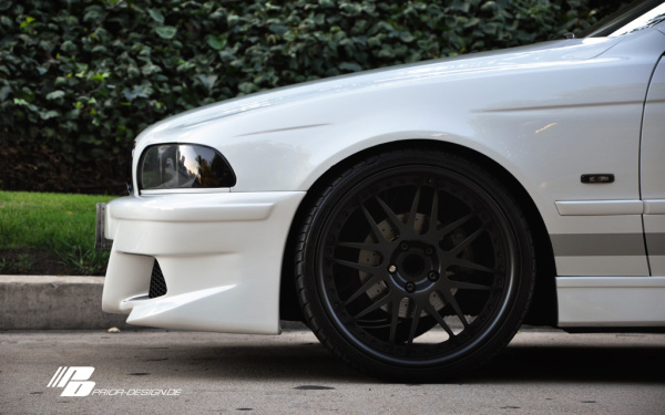 BMW 5 E39 (95-03) Бампер Prior Design передний