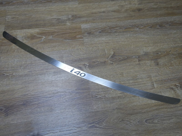 Hyundai i40 (12–15) Накладка на задний бампер (лист шлифованный надпись i40)