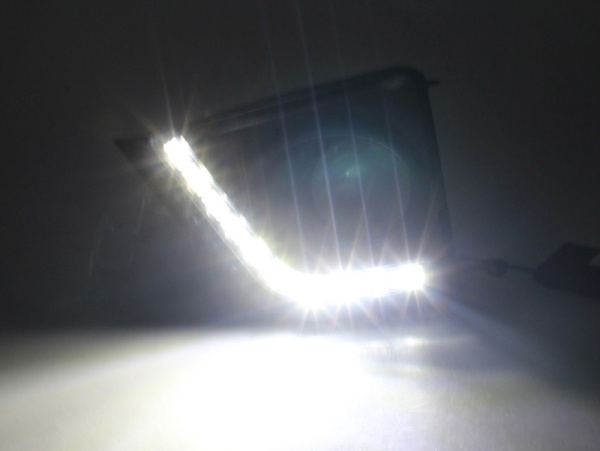 Toyota Corolla (13–) Штатные светодиодные дневные ходовые огни (ДХО), комлект.