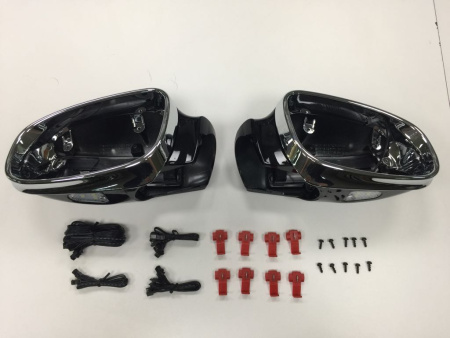 Mercedes W208 CLK корпуса боковых зеркал черные, со светодиодными поворотниками и подсветкой Welcome, хромированная рамка, комплект 2 шт.