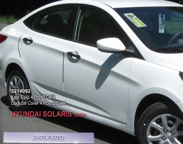 Hyundai Solaris (10–/14–) Накладки на пороги, нерж., 4 части (надпись SOLARIS)