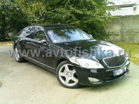 Mercedes-Benz W221 S-class (2006-2009) решетка радиатора черно-хромированная, дизайн "Maybach"