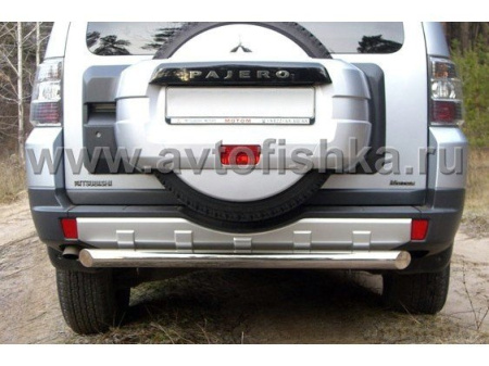Mitsubishi Pajero 4 (06-) защита заднего бампера, труба 70 мм