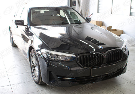 BMW 5 серия G30/G31 рестайлинг 2020 - н.в. Решетка радиатора M Performance черная