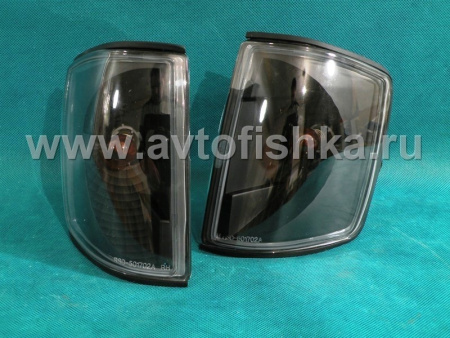 Mercedes W201 (82-93) 190E 190D поворотники черные прозрачные, комплект 2 шт.