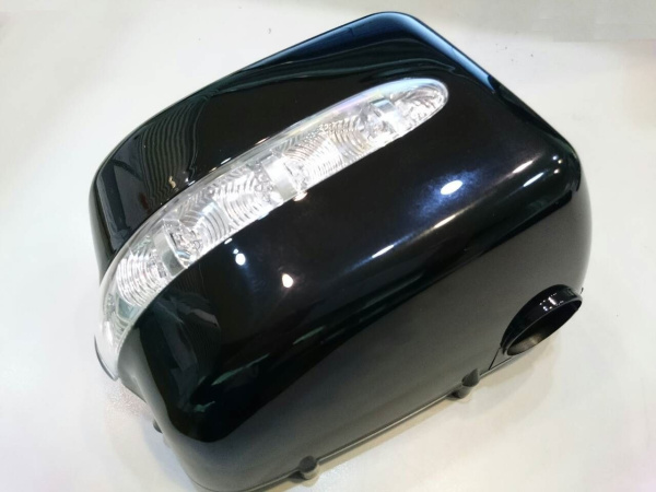 Mercedes G-Klasse W463 (86-12) корпуса боковых зеркал черные, с светодиодными поворотниками