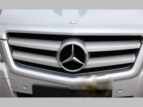 Mercedes-Benz GLK300 X204 (2009-2012) планки из полированной нержавеющей стали на решетку радиатора, комплект 4 шт.