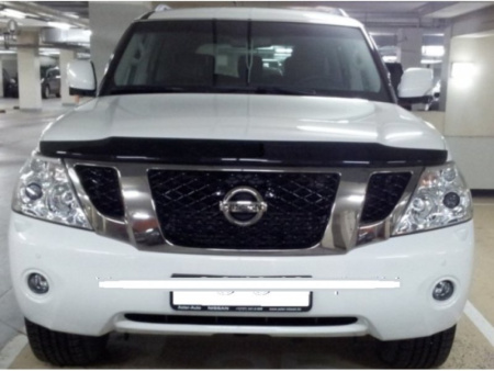 Дефлектор капота темный Nissan Patrol 2010-