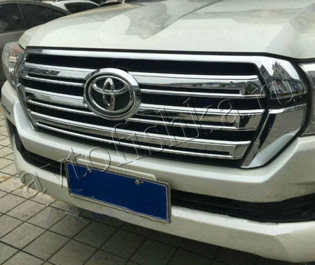 Хромированные накладки на решетку радиатора для Toyota Land Cruiser 200 (16-)