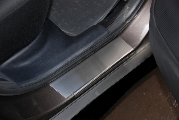 Mitsubishi ASX (10–/13–) Накладки на внутренние пороги с надписью, нерж. сталь, 4 шт.