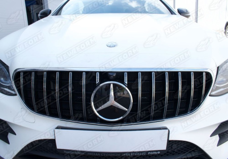 Mercedes-Benz E-Klasse C238 2016 - 2020 Решетка радиатора Panamerica хром