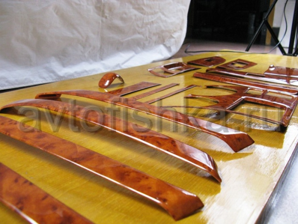 Toyota Highlander (2007-2012) декор салона под дерево вишня, комплект 15 предметов.