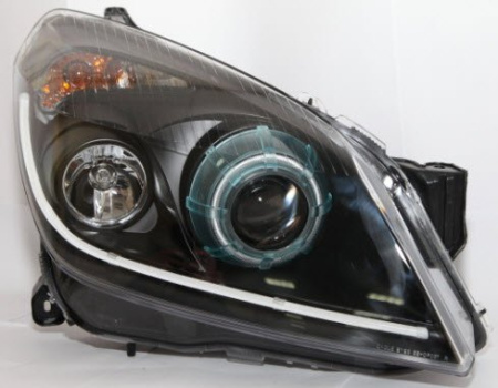 Opel Astra H (04-) ксеноновые фары передние линзовые черные, со светодиодной подсветкой DRL, с электрокорректором, комплект 2 шт.