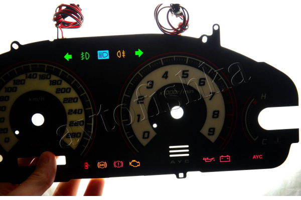 Mitsubishi Galant (96 - 03) светодиодные шкалы (циферблаты) на панель приборов