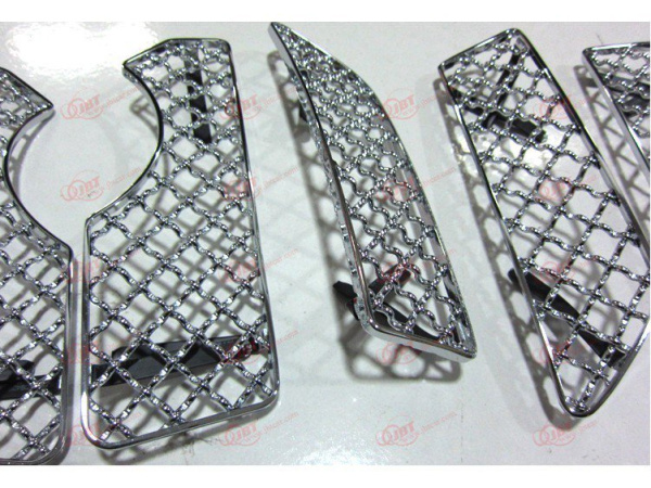 Toyota Land Cruiser Prado 120 (2003-2009) вставки в решетку радиатора из нержавеющей стали, дизайн Bentley, комплект 8 шт.