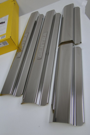 Chevrolet Lacetti (04-) 5 дверн. накладки на внутренние пороги, к-кт 4шт.