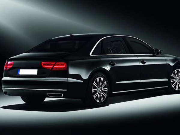 Диффузор A8 W12 с насадками для Audi A8 2011-2014