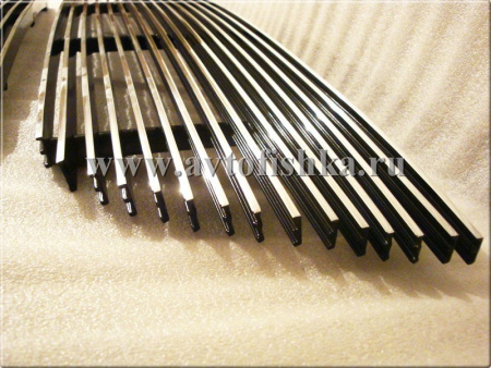 Ford Explorer (02-05) решетка радиатора алюминиевая.