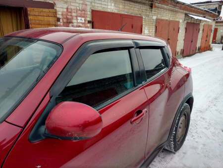 Nissan Juke (2011-) дефлекторы окон дымчатые, дизайн Оригинал.