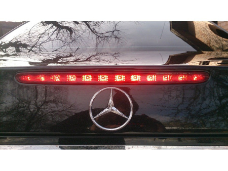 Mercedes E W211 (03-09) фонарь крышки багажника, оригинал