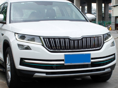 Skoda Kodiaq (16–) Накладка на решётку бампера