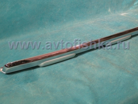 Toyota Land Cruiser Prado 150 (10-17) накладка на задний бампер (нижняя часть), серебристая с хромом