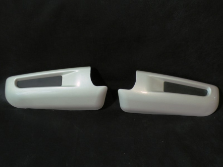 Toyota Land Cruiser 200 (08-) накладка переднего бампера - боковые продолжения кенгурина, пластиковые, комплект 2 шт.