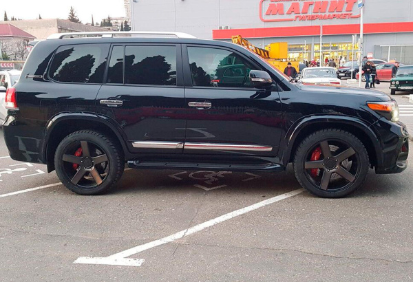 Расширители колесных арок ELFORD Toyota Land Cruiser 200 (2008-2015)