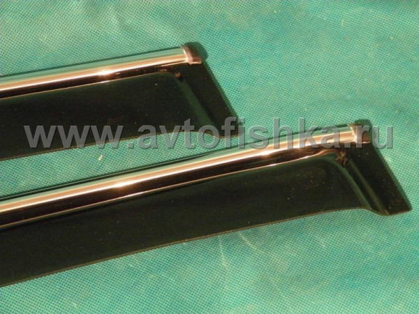 Toyota Land Cruiser Prado 120 (02-09) дефлекторы окон с хромированной окантовкой и логотипом "Prado", ветровики, комплект 4 шт.