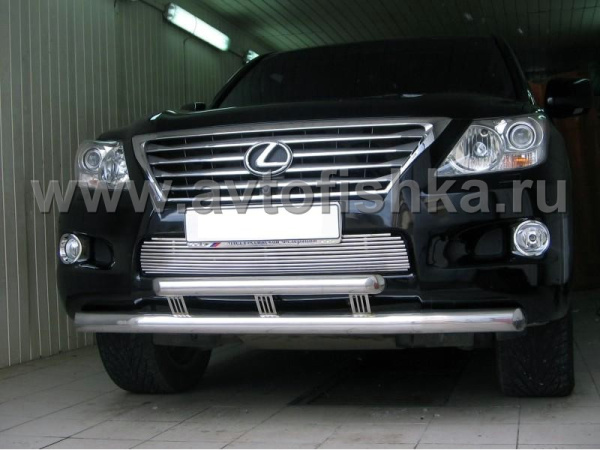 Lexus LX570 (08-) накладка на решетку бампера