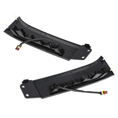 Toyota Tundra (07-) накладки со светодиодной подсветкой DRL на передний бампер, комплект 2 шт.