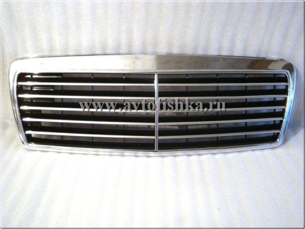 Mercedes E W210 (95-99) решетка радиатора черная, дизайн "Авангард".