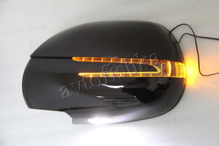 Toyota Land Cruiser Prado 120 (02-) черные или под покраску корпуса боковых зеркал, со светодиодным поворотником в стиле Стрела и с подсветкой Welcome, комплект 2 шт.