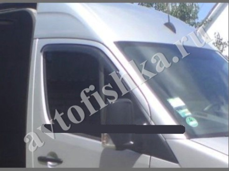 Дефлекторы боковых окон 2 части дымчатые VW Crafter 2006-