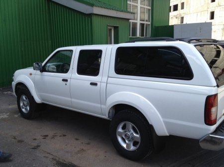 Nissan NP300 (08–) Хардтоп S560 (грунт)