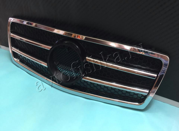 Mercedes W140 (92-99) решетка радиатора с эмблемой по центру