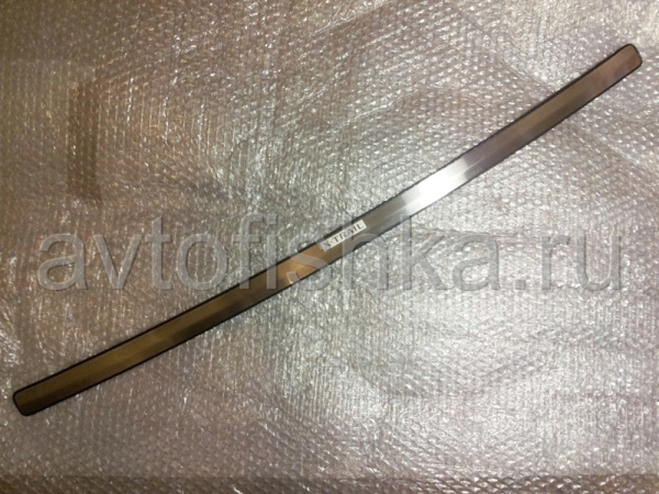 Nissan X-Trail (2007-) накладка на задний бампер из полированной нержавеющей стали