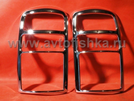 Chevrolet Tahoe, Suburban (99-06) накладки на задние фонари хромированные, комплект 2 шт.
