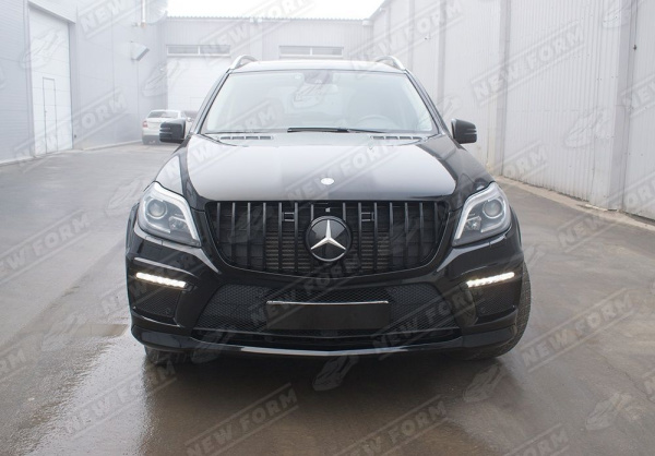 Mercedes-Benz GL-Klasse X166 2012 - 2016 Решетка радиатора Panamerica черная