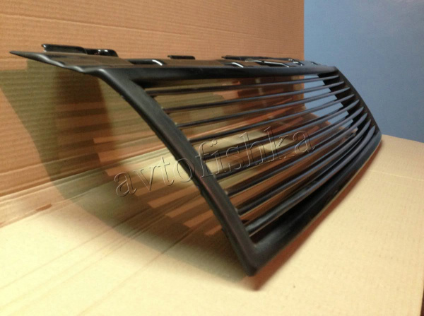 Mitsubishi Pajero IV (06-10) стальная решетка радиатора