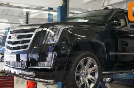 Cadillac Escalade (14–) Защита переднего бампера двойная Shark d 76 мм, нерж.