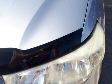 Дефлектор капота темный с надписью Toyota Land Cruiser 200 (07-15)