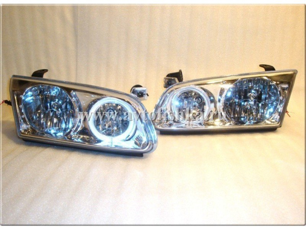 Toyota Camry (авг. 1999-2001) SXV2, MCV20 USA фары передние прозрачные хромированные со светящимися ободками.