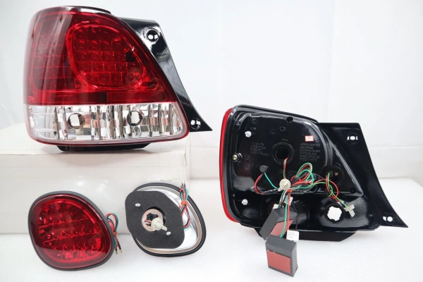 Lexus GS300, GS430 (97-04) задние фонари светодиодные красно-хромированные, комплект лев.+прав.