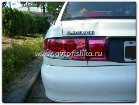 Mitsubishi Lancer (92-96) фонари задние красные, дизайн Altezza, комплект лев.+прав.