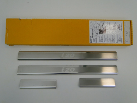 Hyundai i20 (09-) 5 дверн. накладки на внутренние пороги, к-кт 4шт.